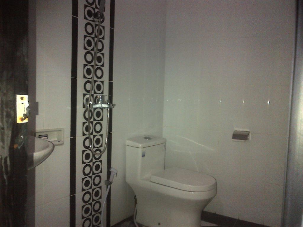 Gumilang Hotel Puncak Room photo